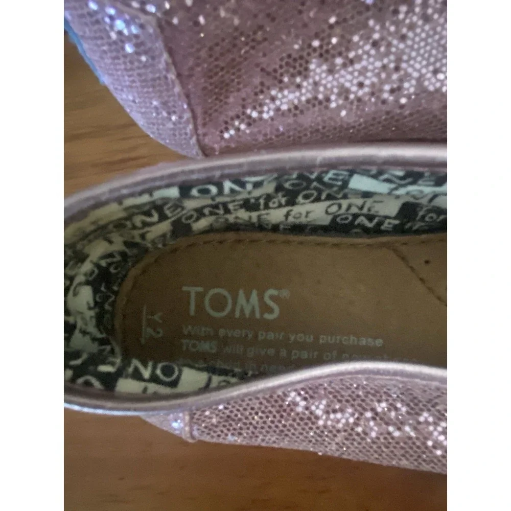 Toms pair y2